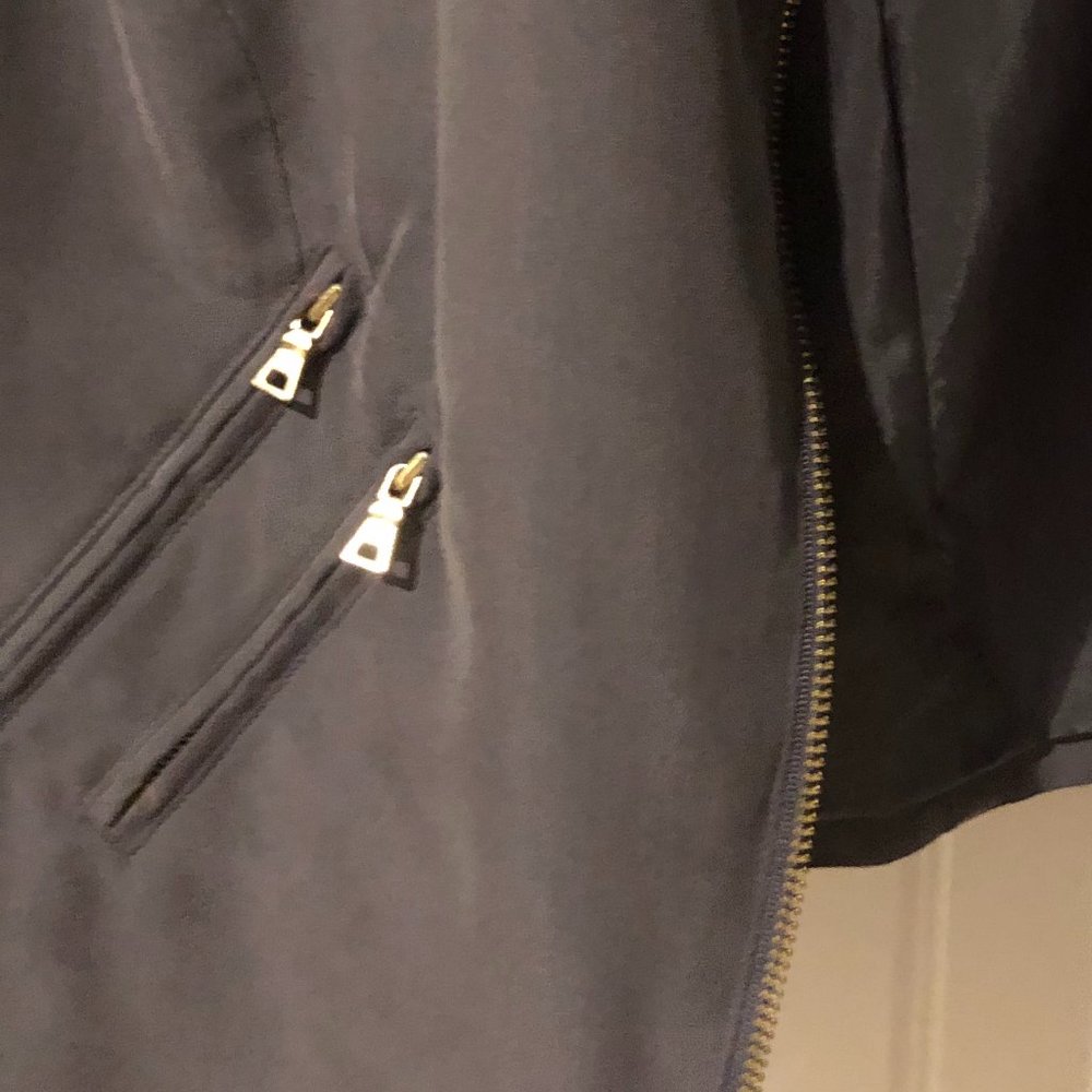 Zippered Jacket - Picture 4 of 6